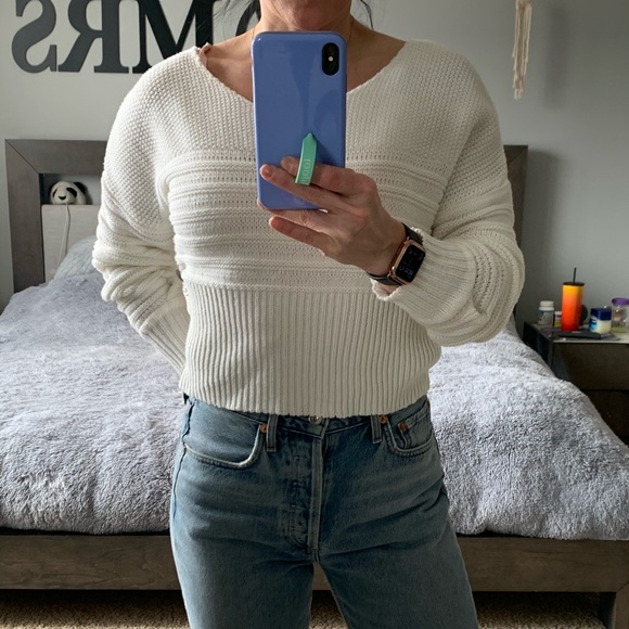 Rag Poets cropped v neck oversized knit sweater - Picture 2 of 9